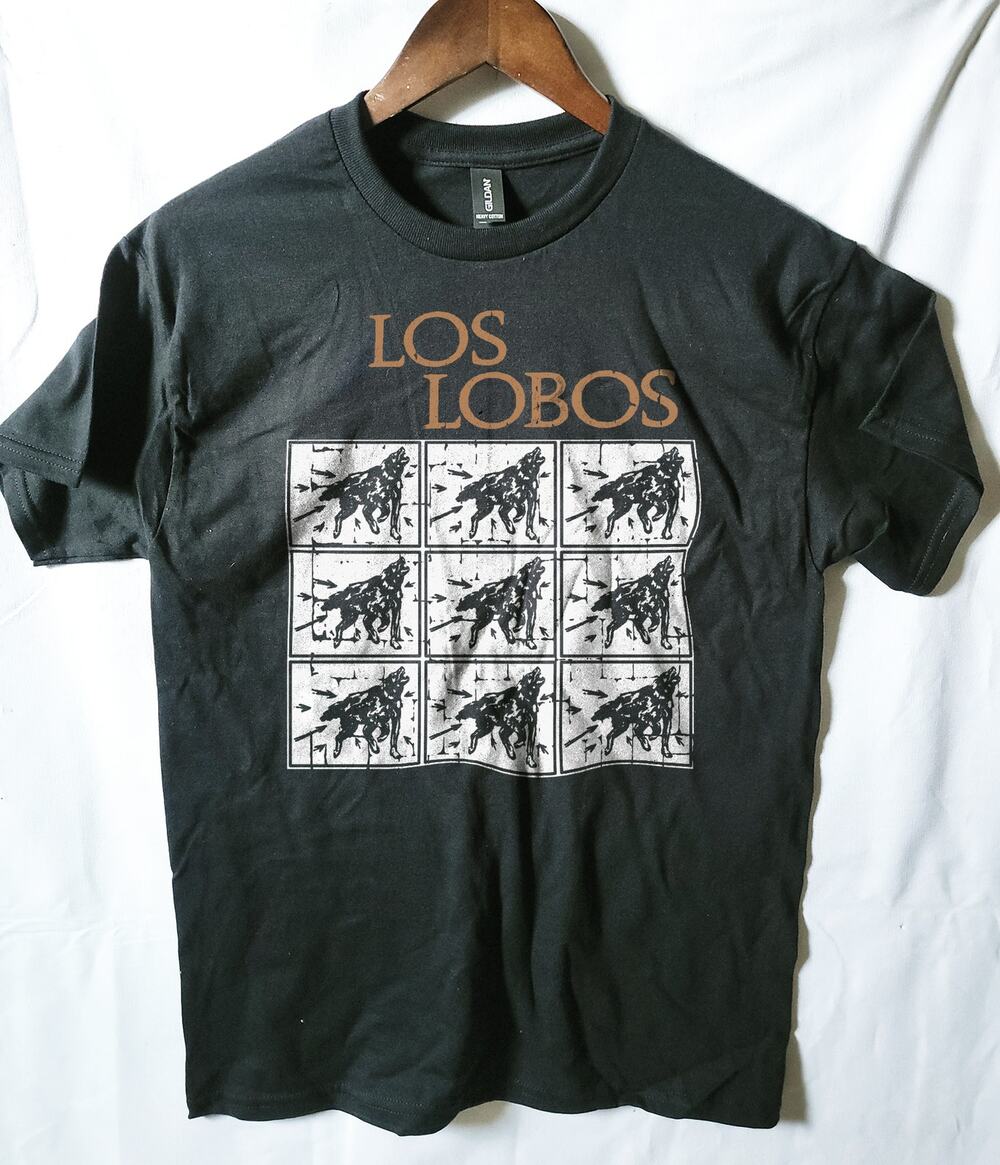 Los Lobos band t shirt  Size Medium Black
